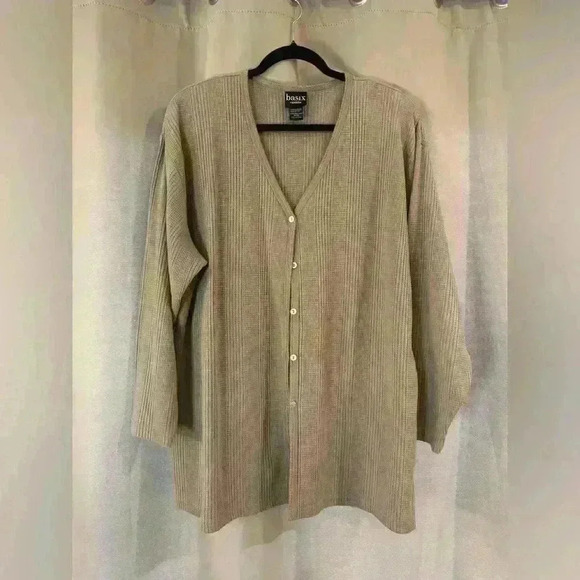 Women’s Brown Basix Button Down - Picture 1 of 6